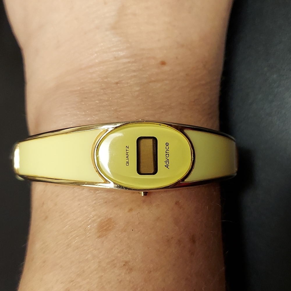 Vintage 1980s Advance Digital Quartz Watch